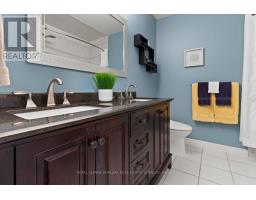 40 Bridgette Drive, Hamilton, ON L9A5J8 Photo 25