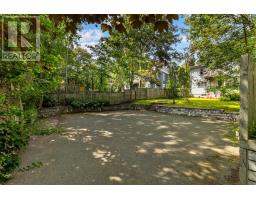 38 Forest Road thumbnail 44