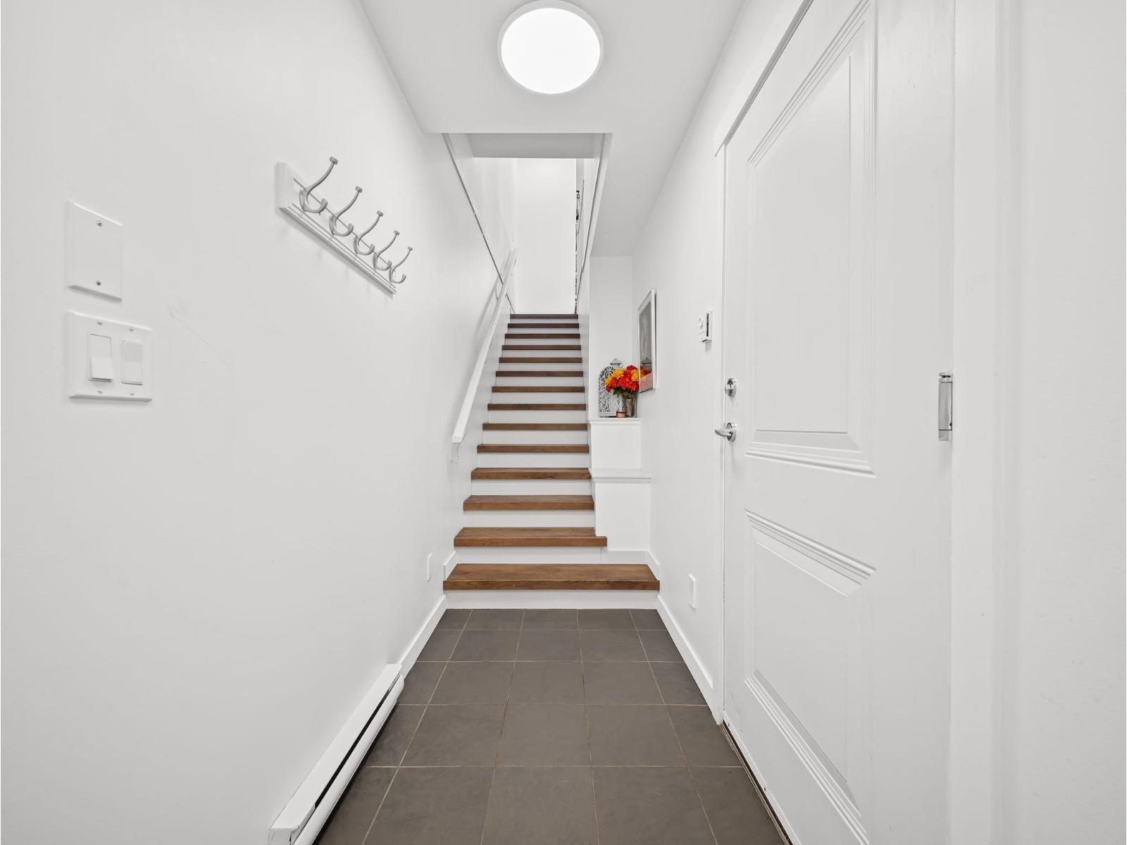 128 19505 68A AVENUE, Surrey