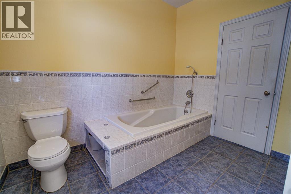 224 52 Avenue W - Image 33