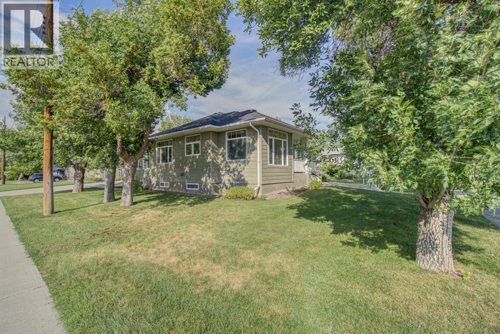 224 52 Avenue W - 50