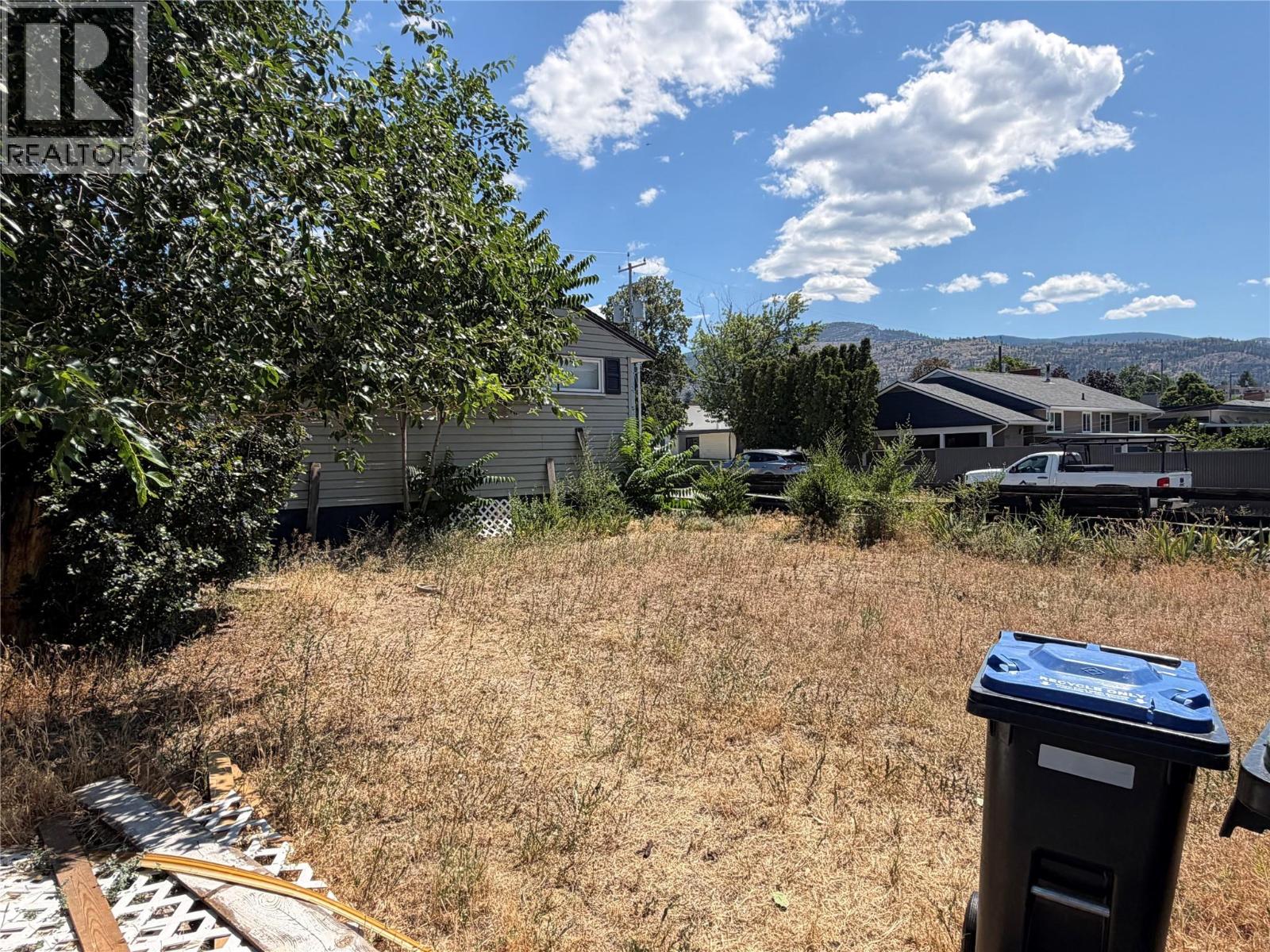 1297 King Street, Penticton