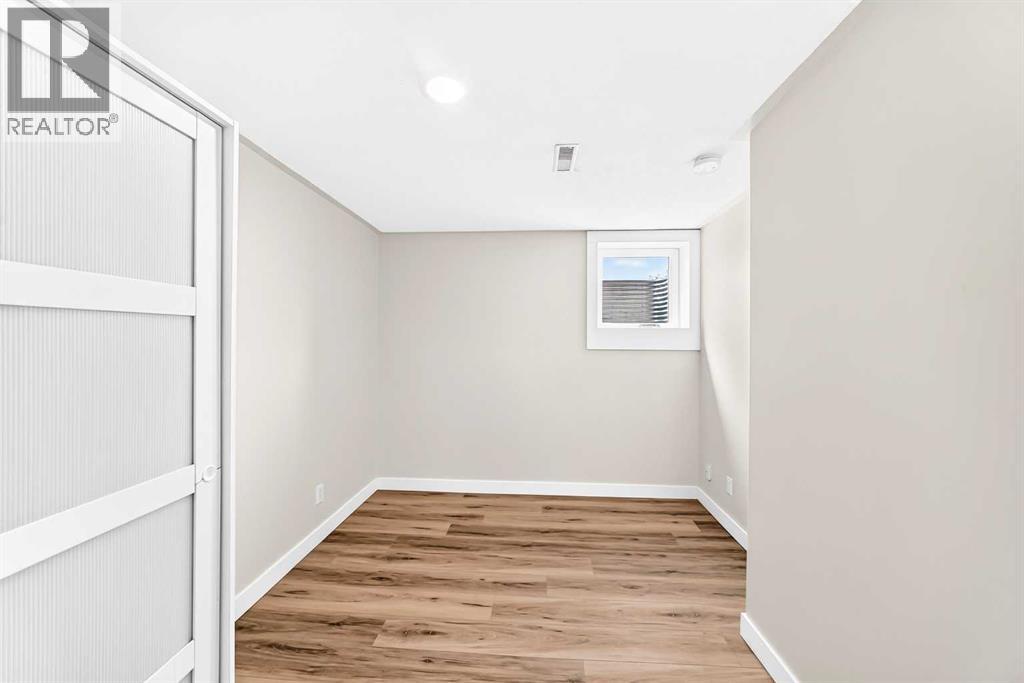 42 Rundlelawn Close NE - 21