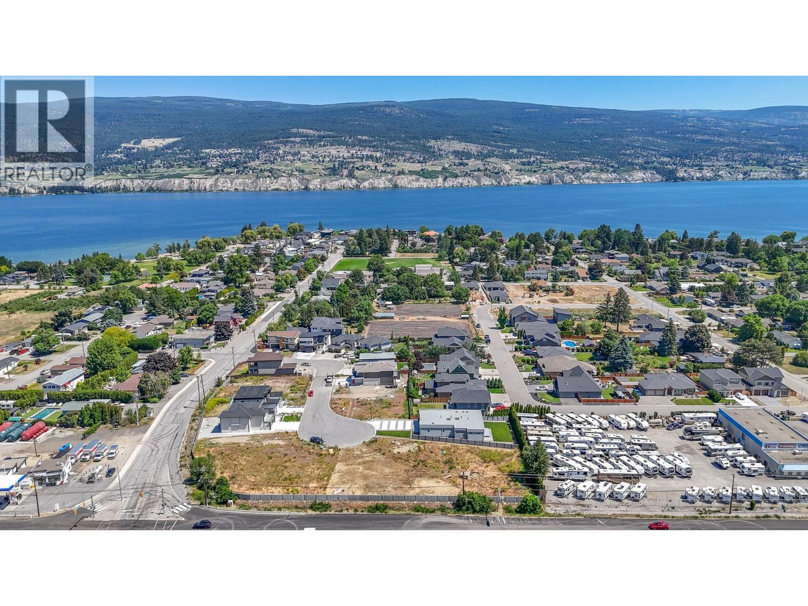 1712 Treffry Place, Summerland