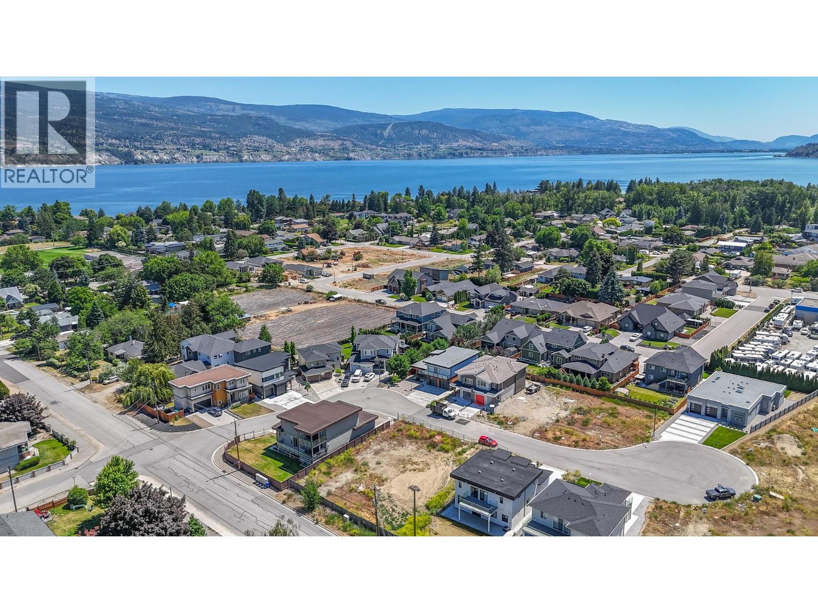 1712 Treffry Place, Summerland