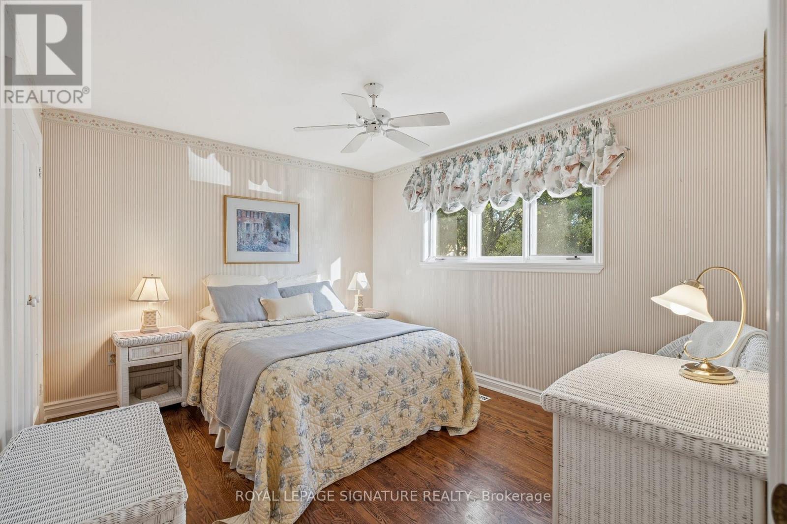 20 WELLESBOURNE CRESCENT - 28