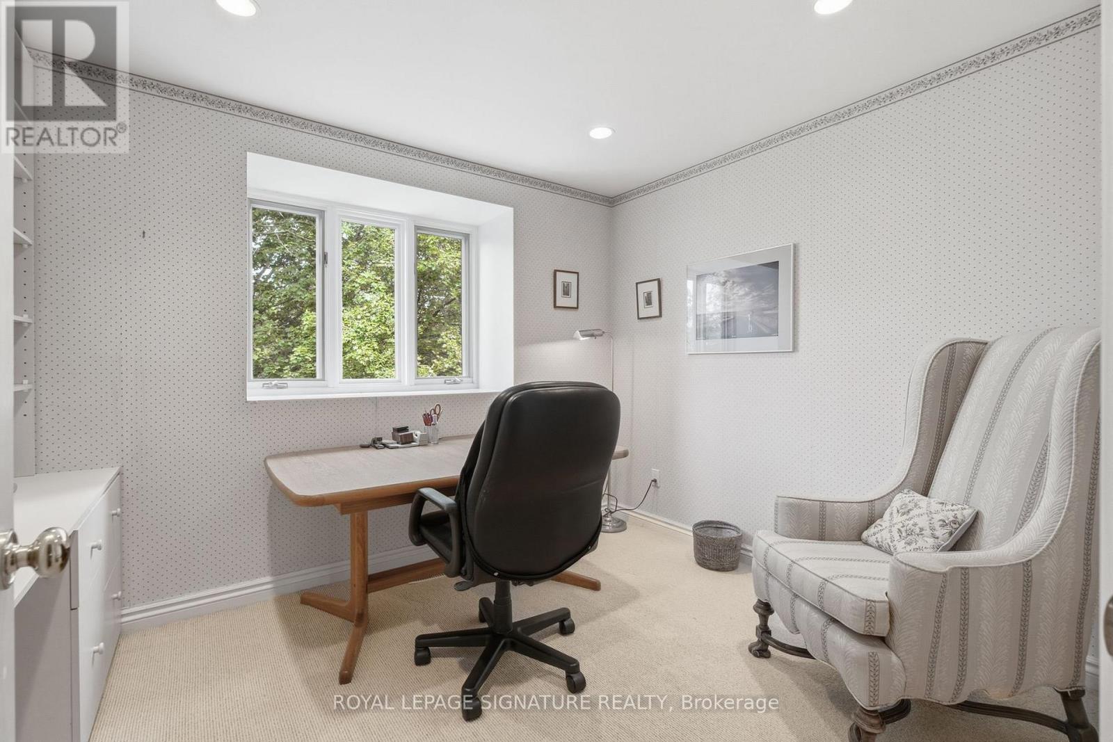 20 WELLESBOURNE CRESCENT - 31