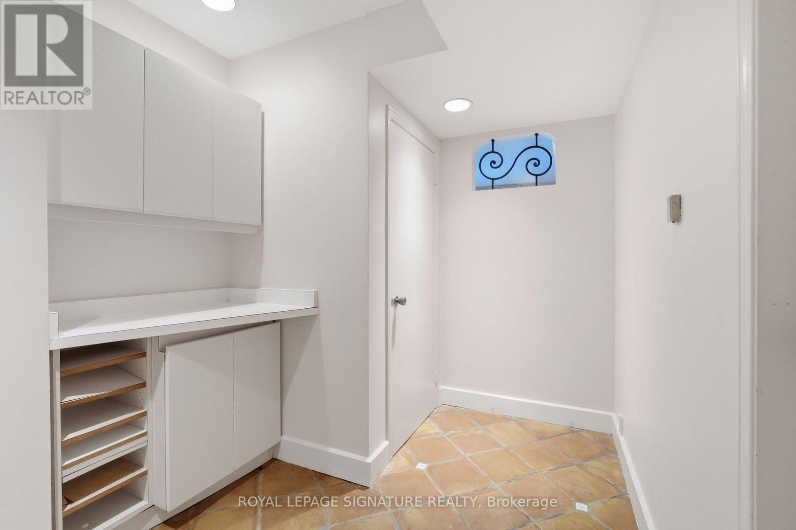 20 WELLESBOURNE CRESCENT - 46