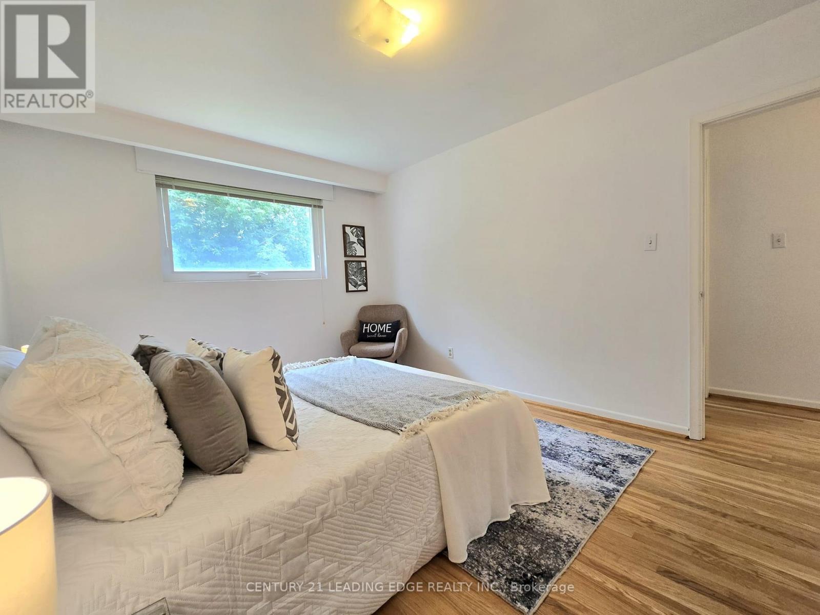 46 ADAMEDE CRESCENT - 21