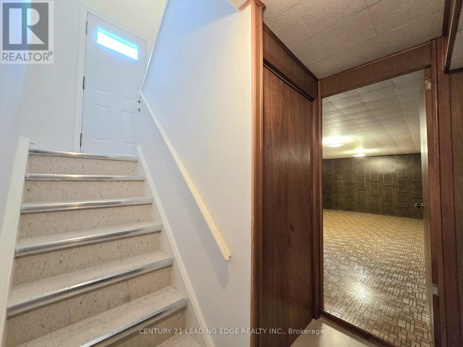 46 ADAMEDE CRESCENT - 26