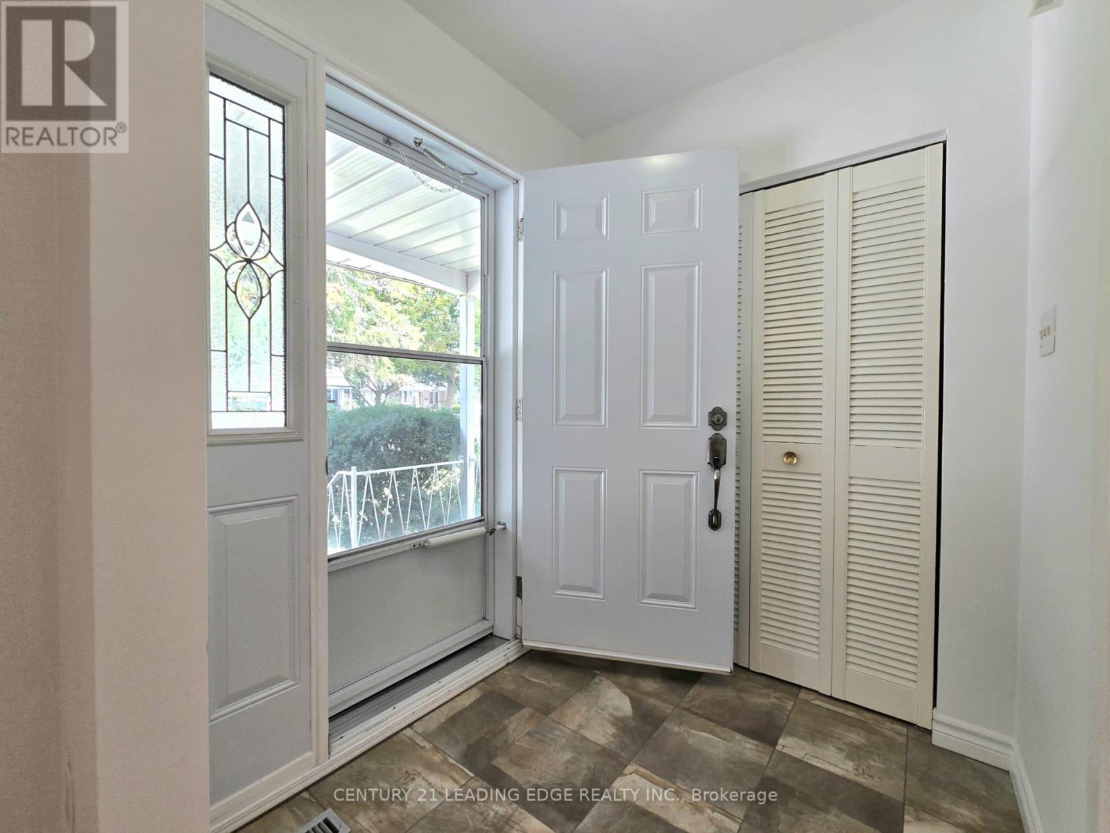 46 ADAMEDE CRESCENT - 5
