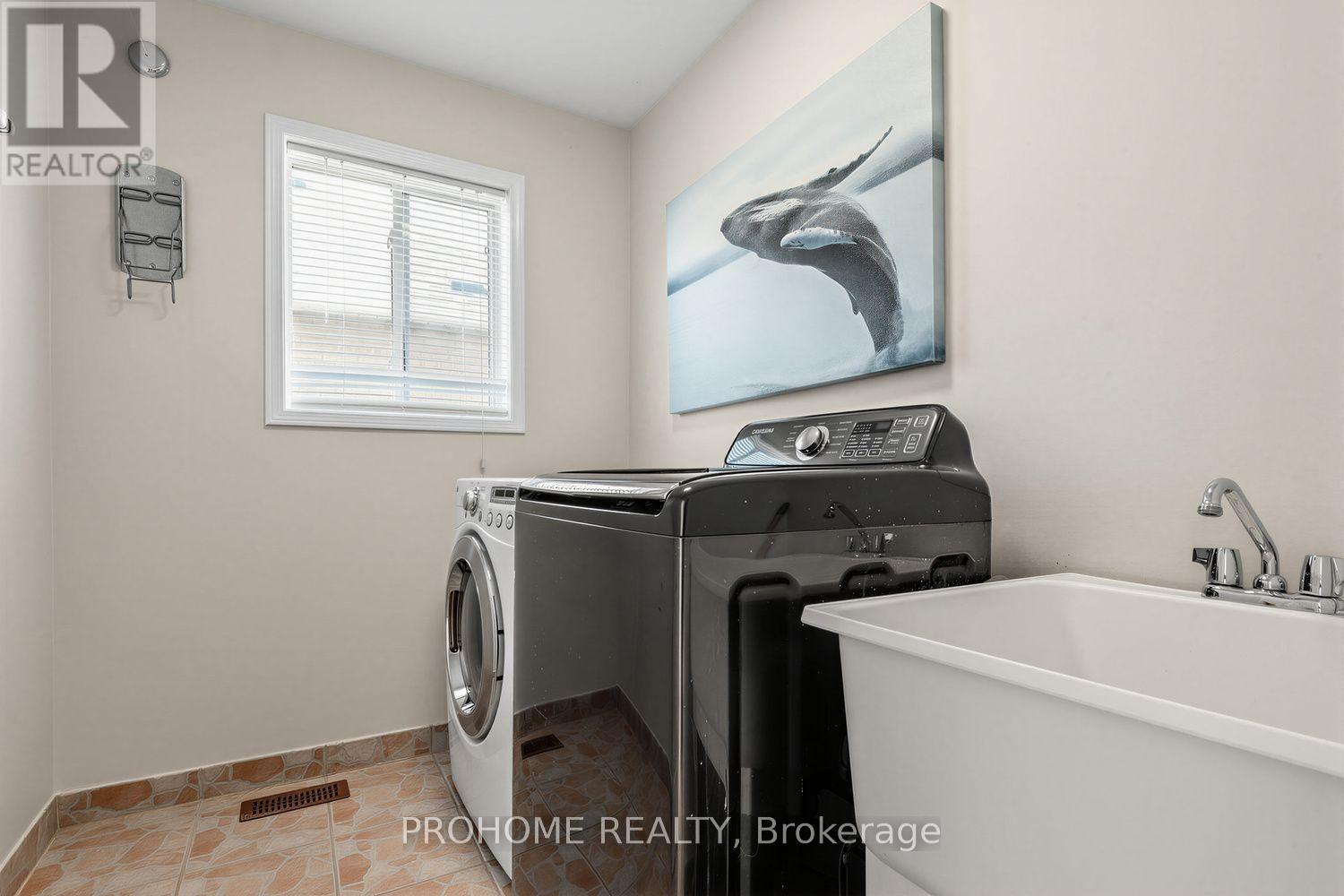 78 ASHBURY BOULEVARD - Image 25