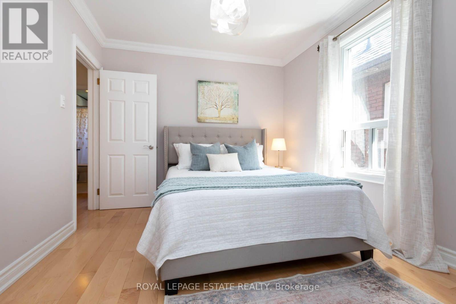 48 BLOOMFIELD AVENUE - 22
