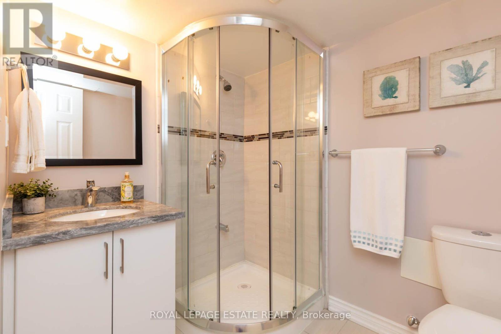 48 BLOOMFIELD AVENUE - Image 31
