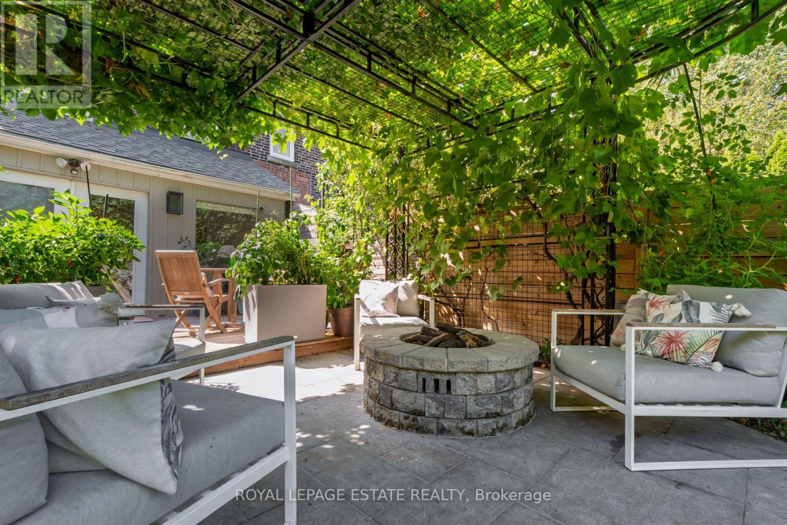 48 BLOOMFIELD AVENUE - Image 32