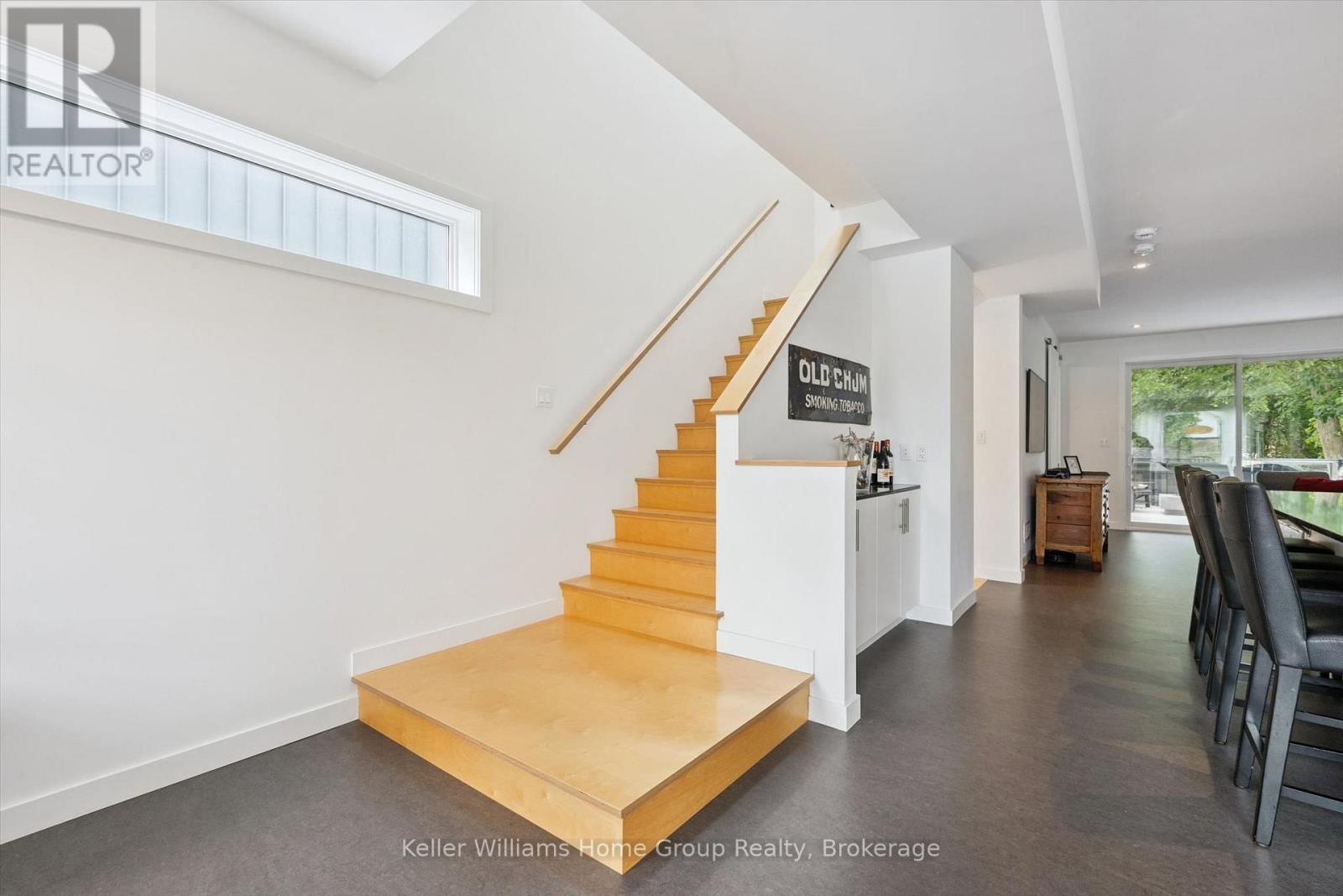 154 ONTARIO STREET - Image 17