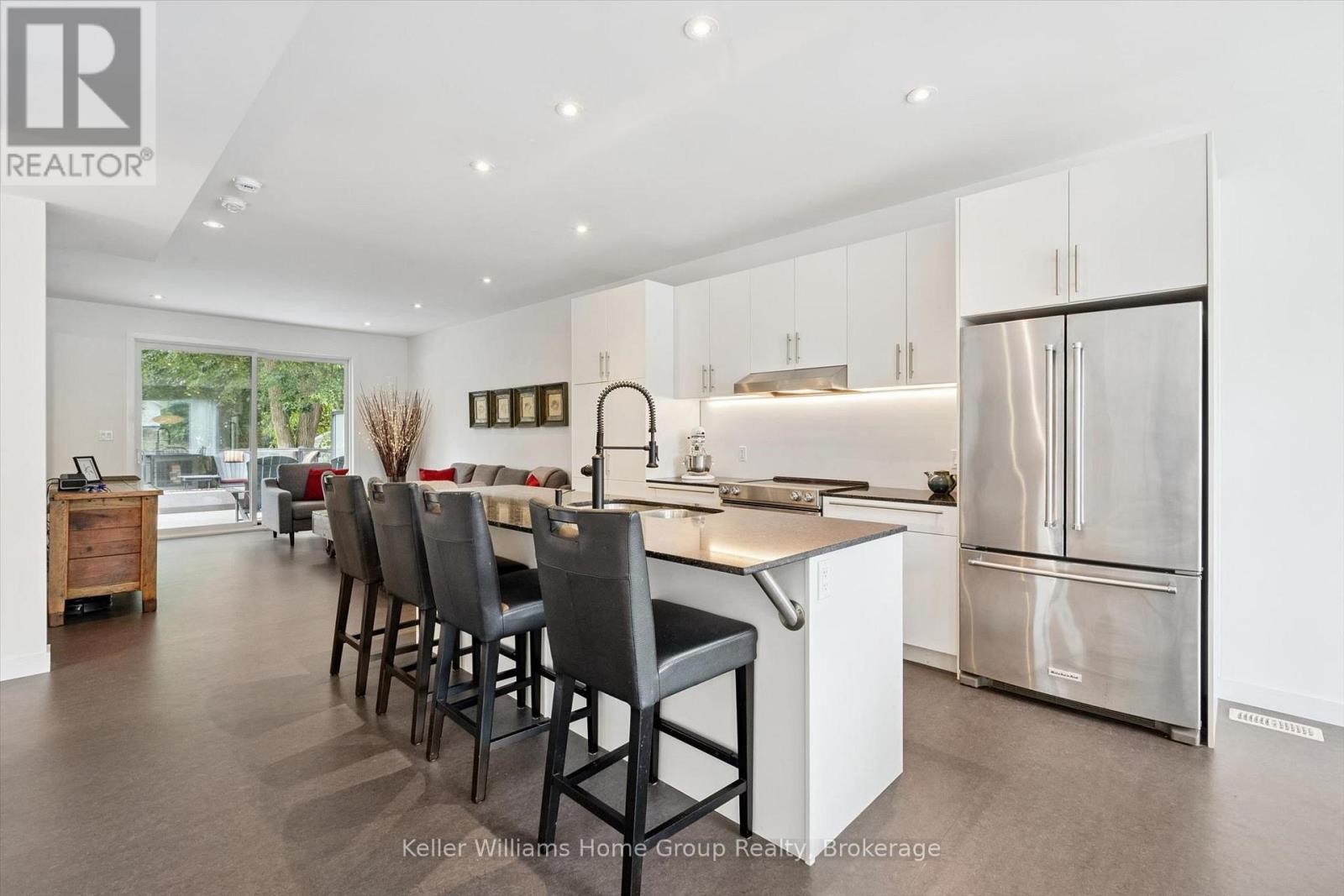 154 ONTARIO STREET - Image 6