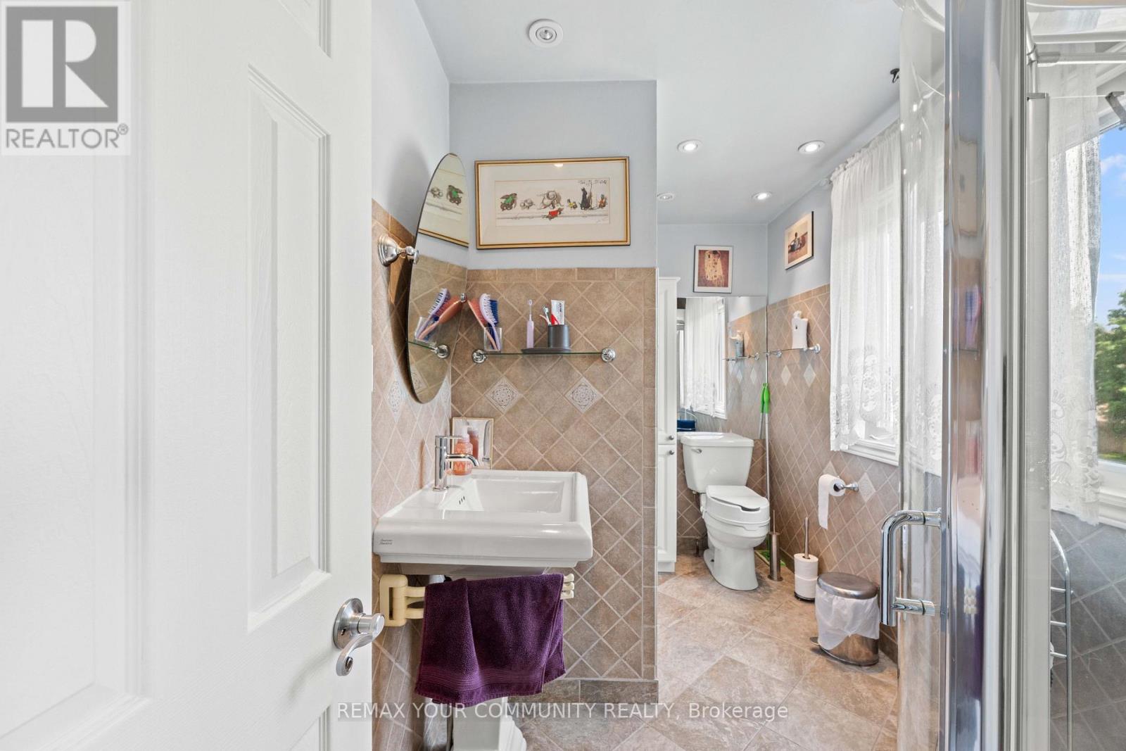 78 ANNAMARIA DRIVE - Image 18