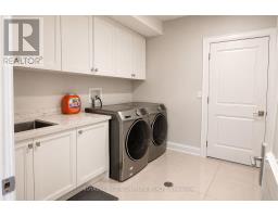 Lower - 12 Terrace Avenue, Toronto, ON M2R1E9 Photo 18