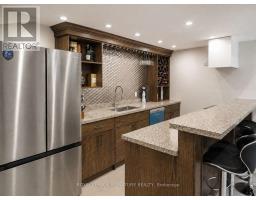 Lower - 12 Terrace Avenue, Toronto, ON M2R1E9 Photo 6