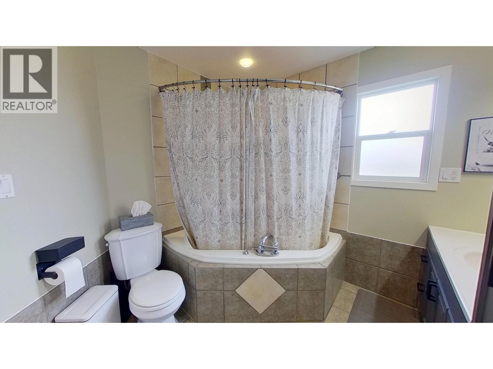9207 108 AVENUE - Image 22