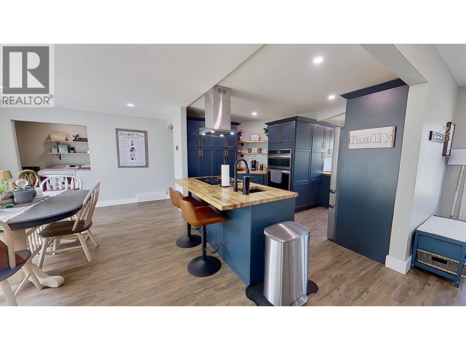 9207 108 AVENUE - 9