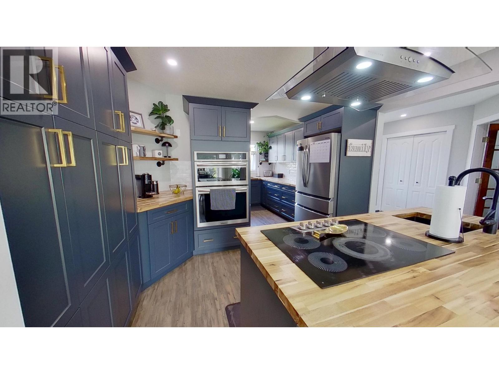9207 108 AVENUE - 10
