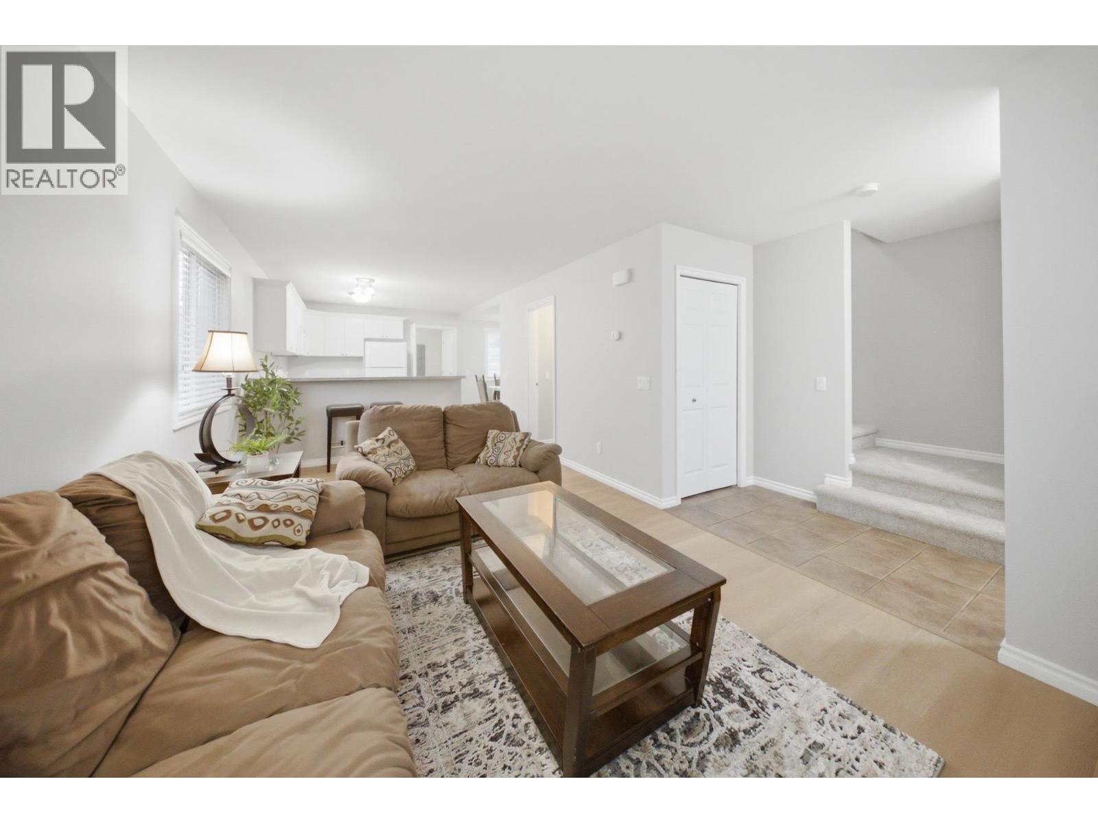 10207 103 AVENUE - 6
