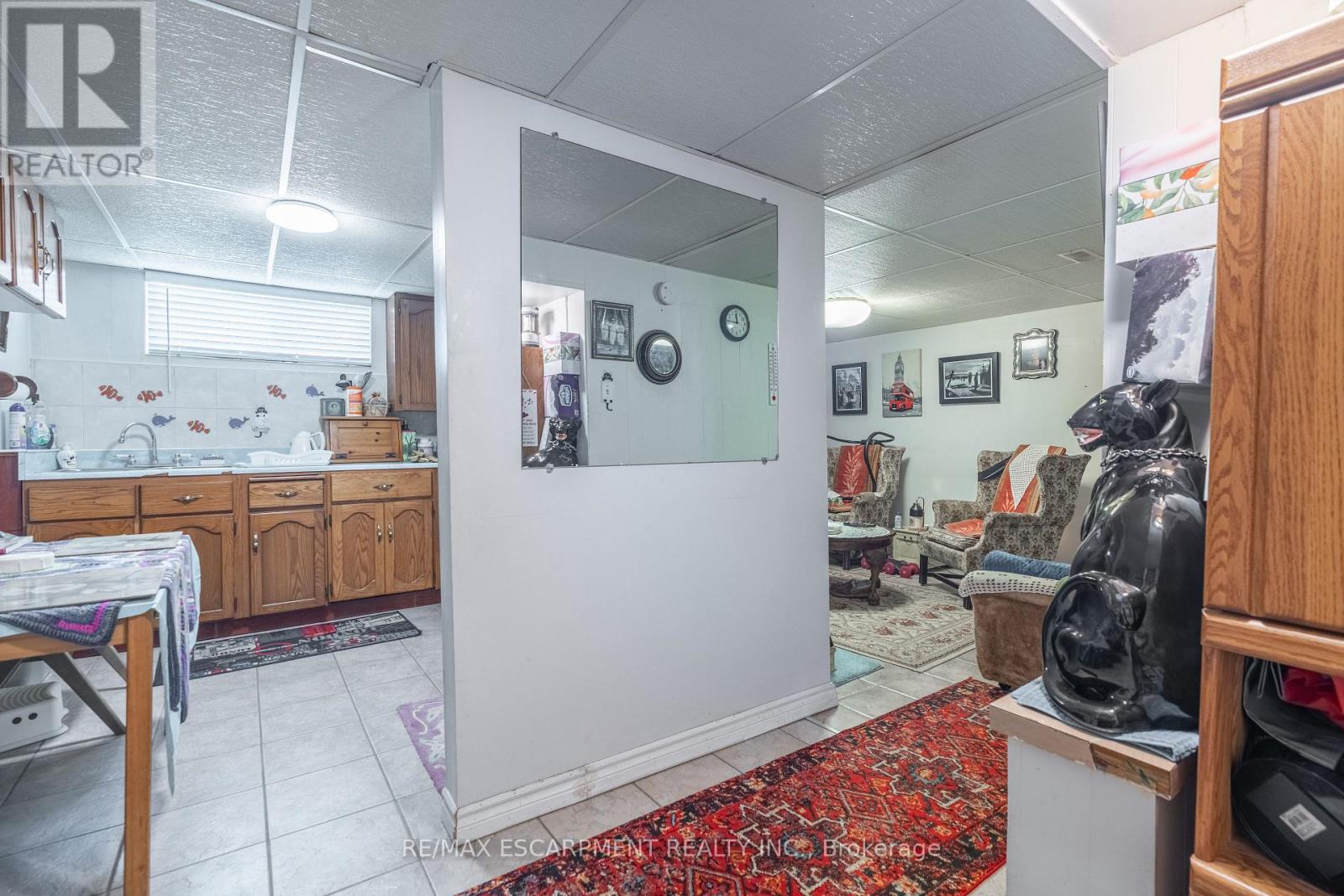 374 UPPER WENTWORTH STREET W - 6