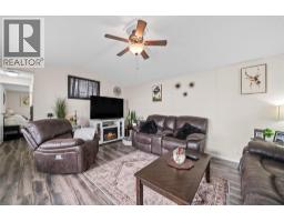 Dining room - 4965 Pine Acres Road Unit# 61, Chase, BC V0E1M3 Photo 7
