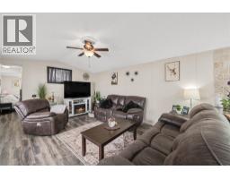 Kitchen - 4965 Pine Acres Road Unit# 61, Chase, BC V0E1M3 Photo 8