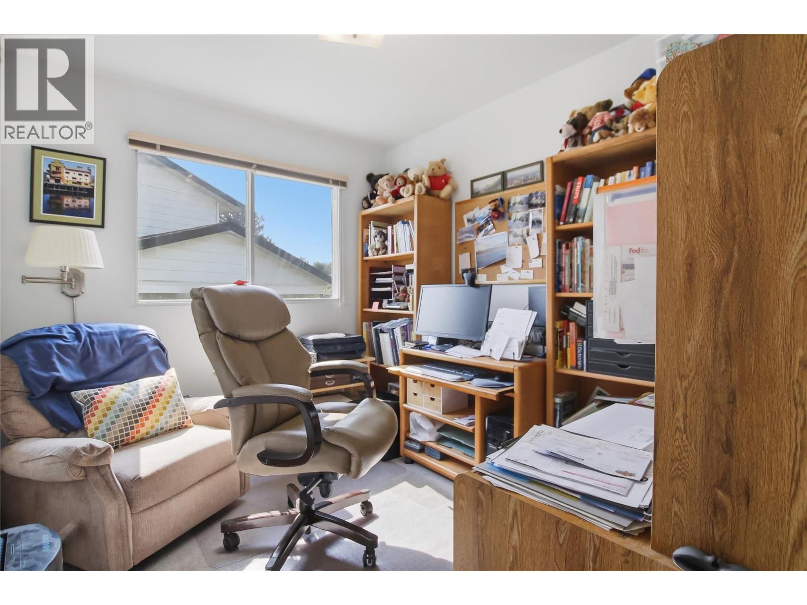 284 Arrowstone Drive - Image 15