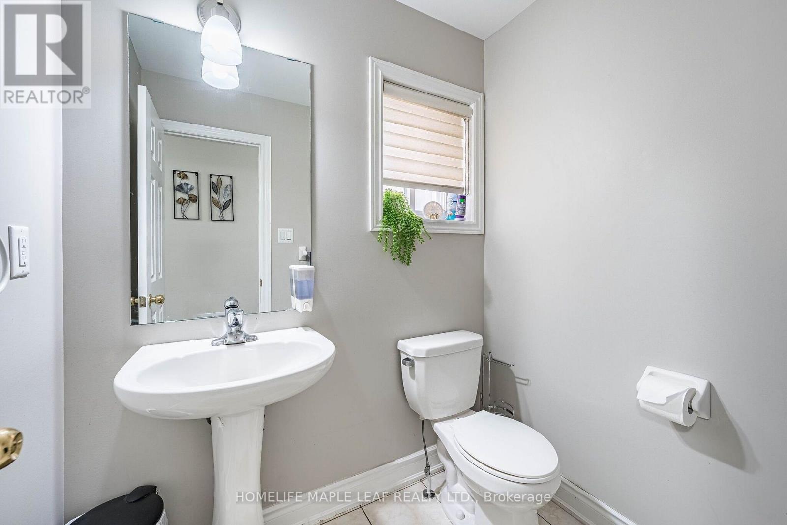 29 GOWER CRESCENT - 21