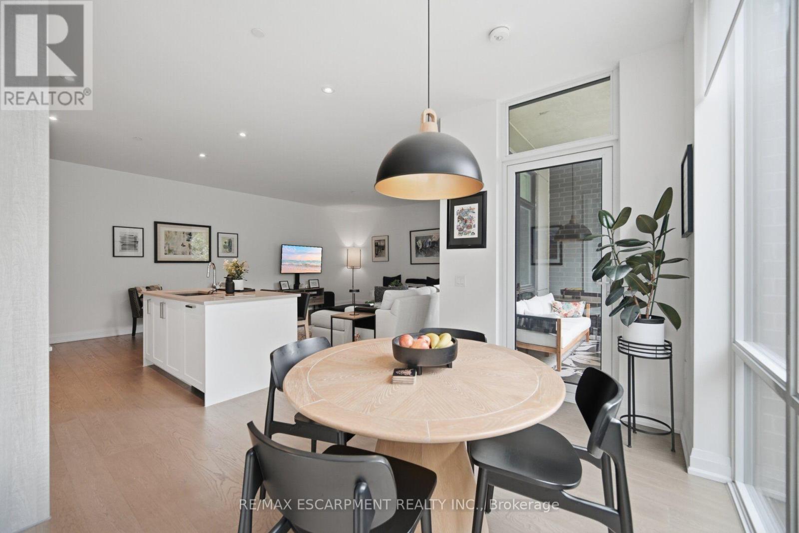 #210 42 MILL STREET - 20