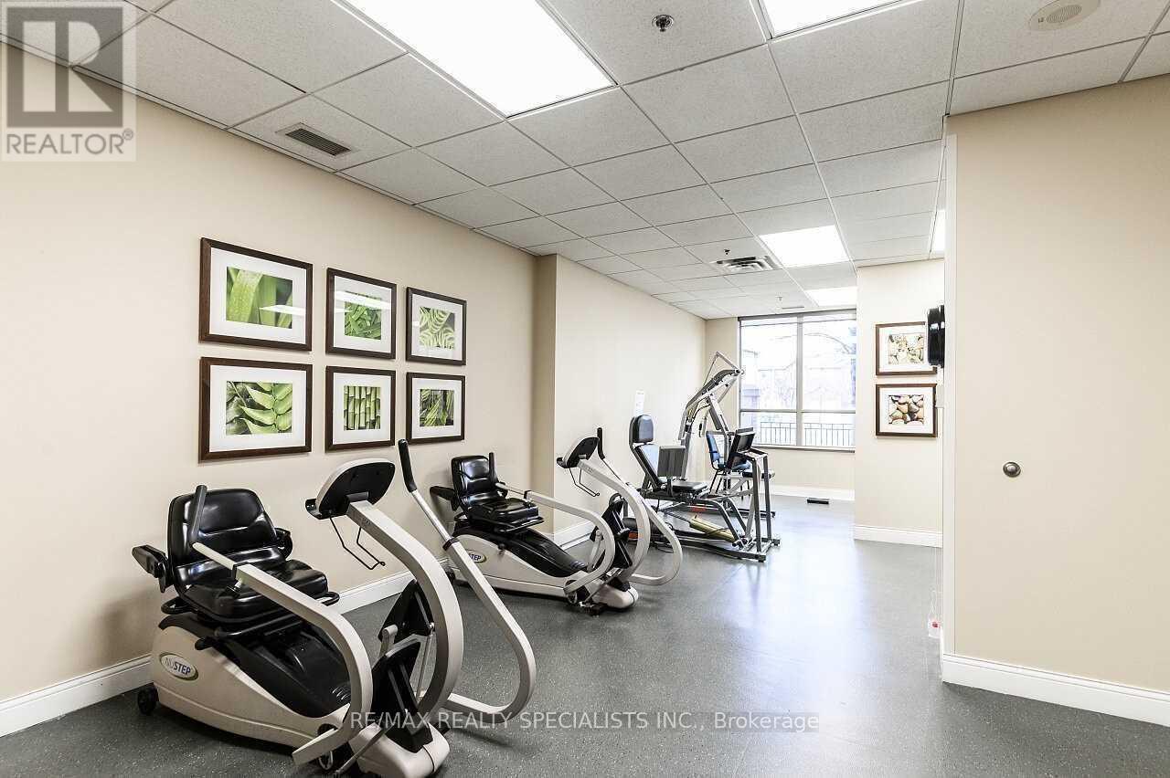 #809 810 SCOLLARD COURT - Image 35