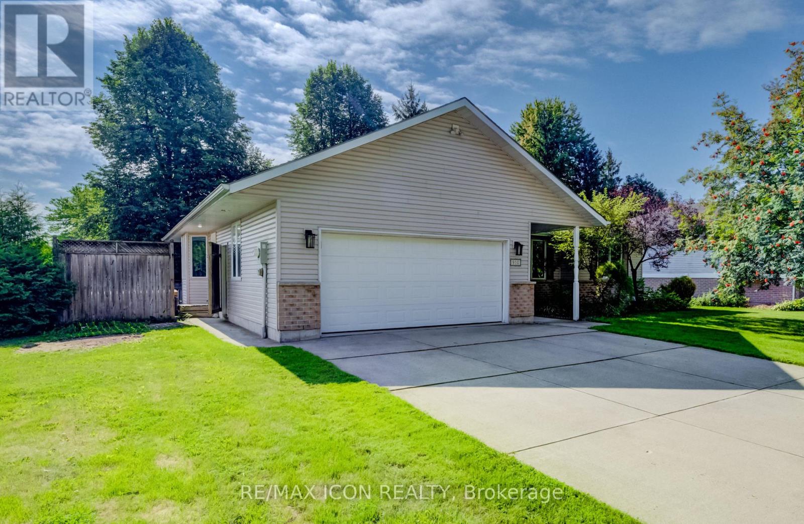 910 WALTON AVENUE N - 3