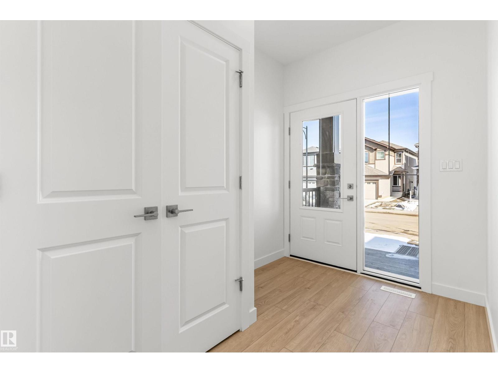20707 43 AV NW - 3