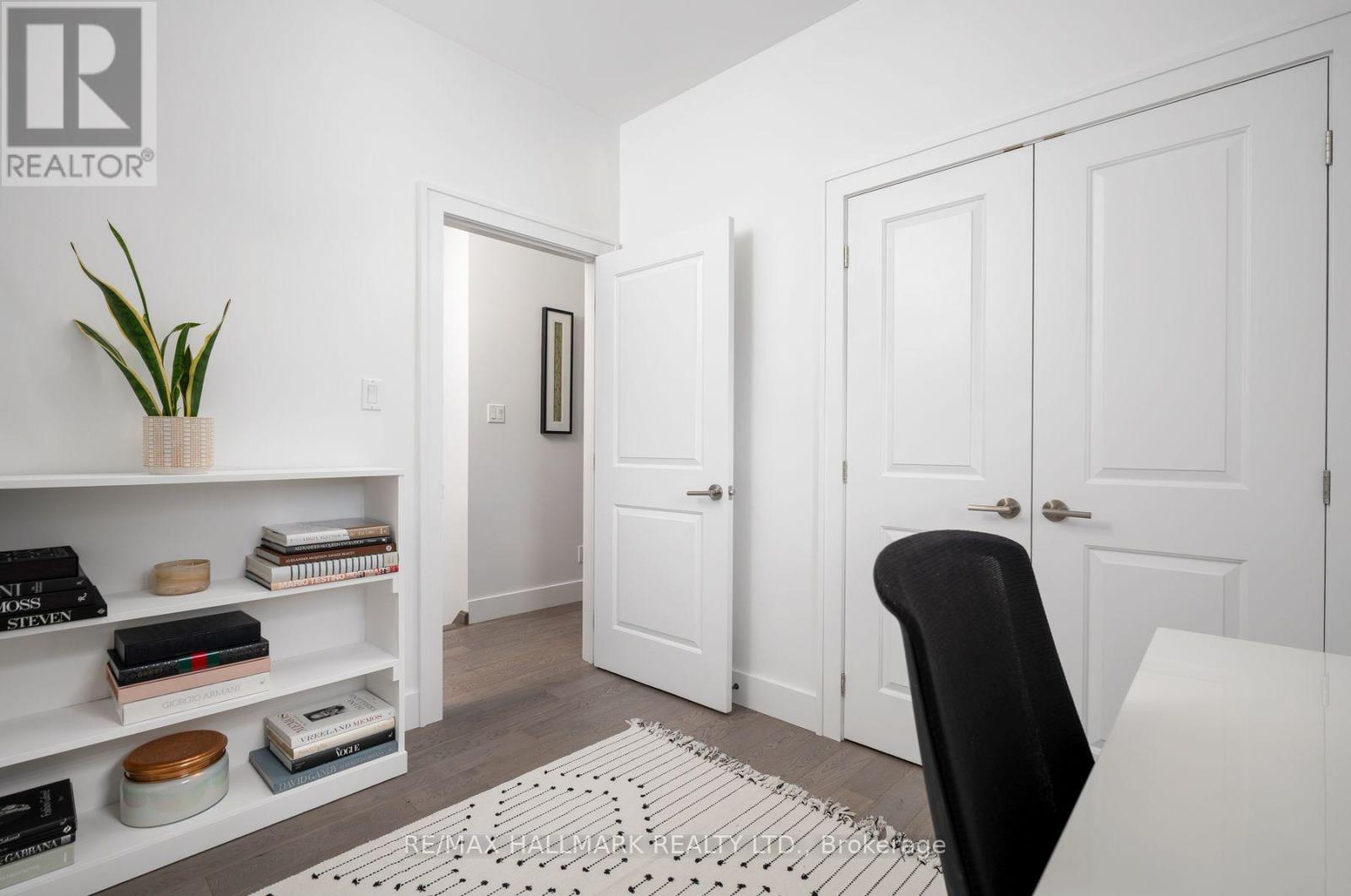 77 LEROY AVENUE - Image 34