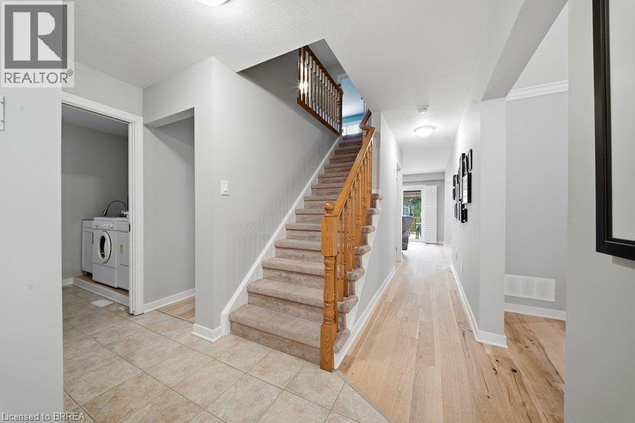28 LAKE Street - Image 11