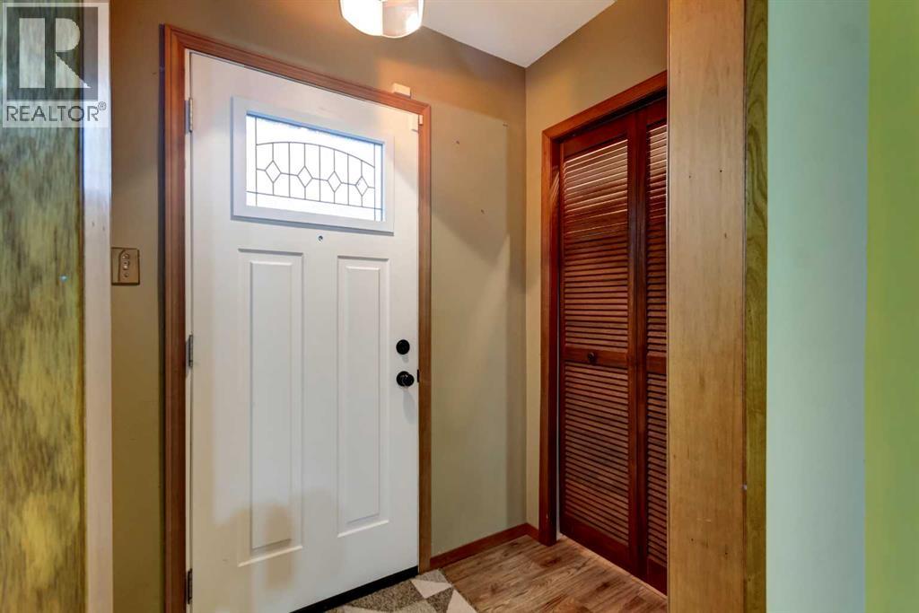 7412 22 Street SE - 2