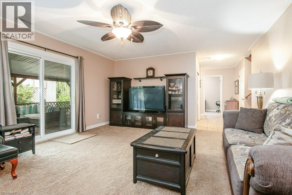 108 QUEENSWAY Drive - 28