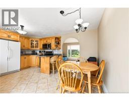 Living room - 135 Virginia, Dieppe, NB E1A5N3 Photo 13