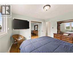 135 Virginia, Dieppe, NB E1A5N3 Photo 18