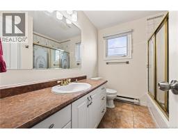 135 Virginia, Dieppe, NB E1A5N3 Photo 21