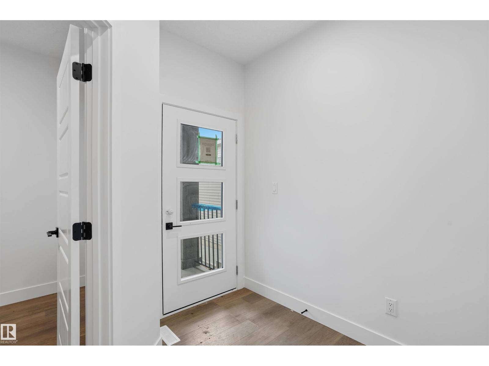 20 Munn WY - Image 4