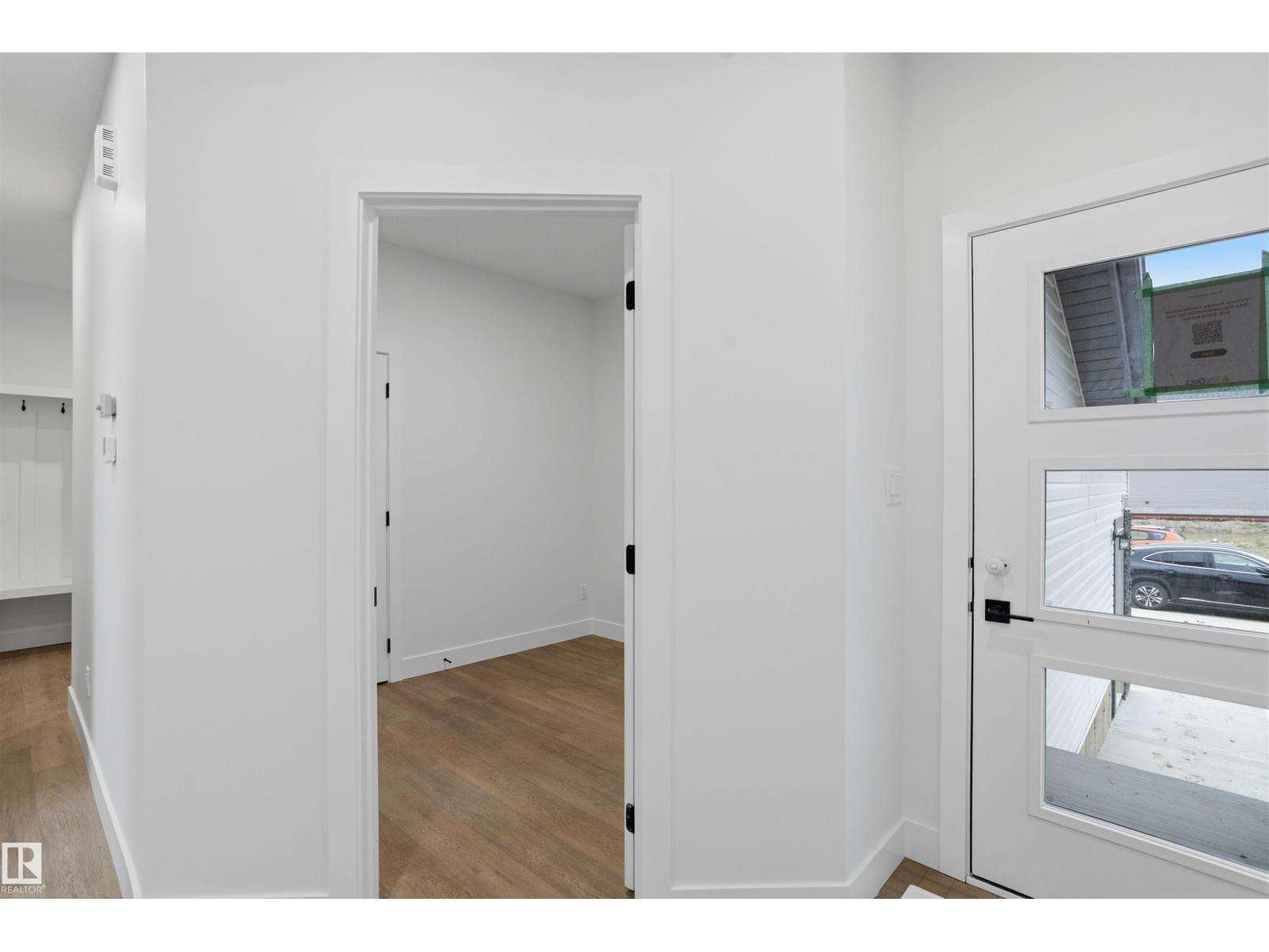 20 Munn WY - Image 5
