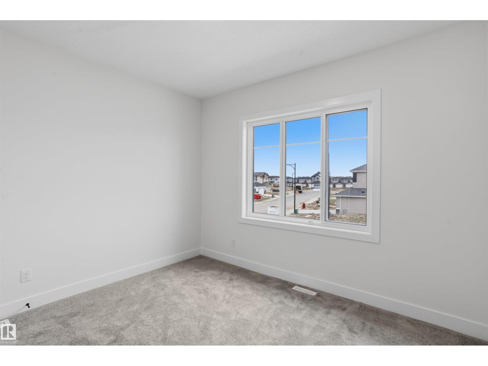 20 Munn WY - Image 36