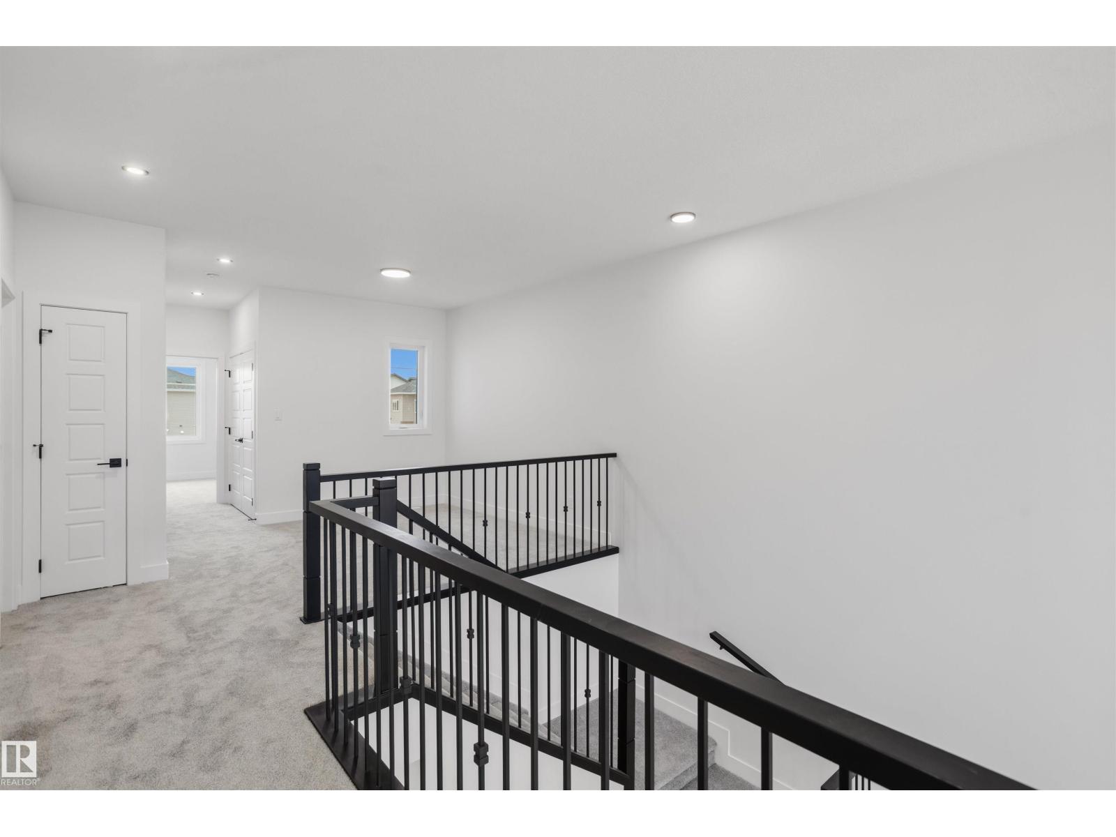 20 Munn WY - Image 34