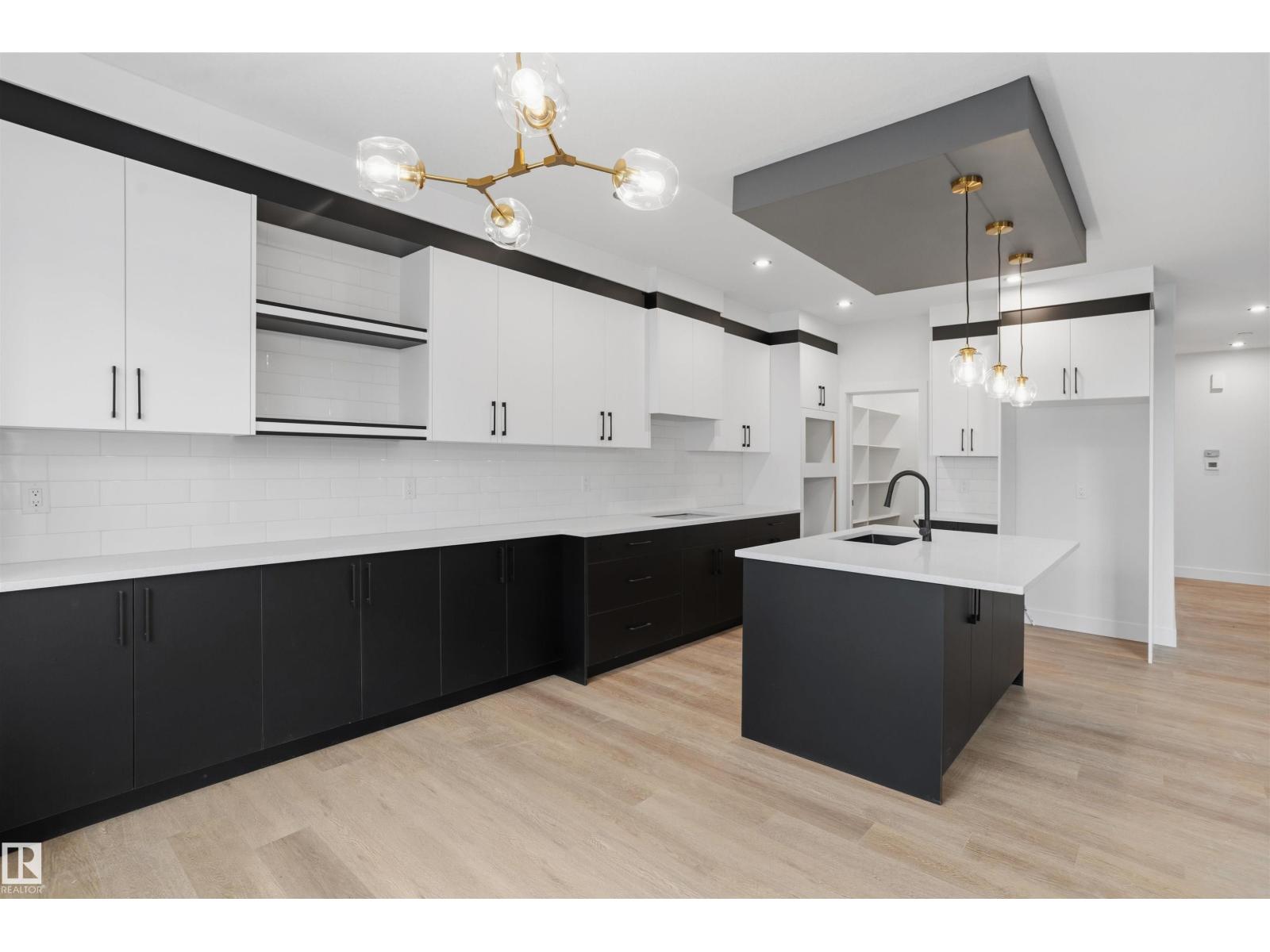 20 Munn WY - Image 15