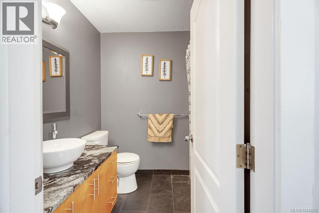 1217 McKinley Rd - Image 24